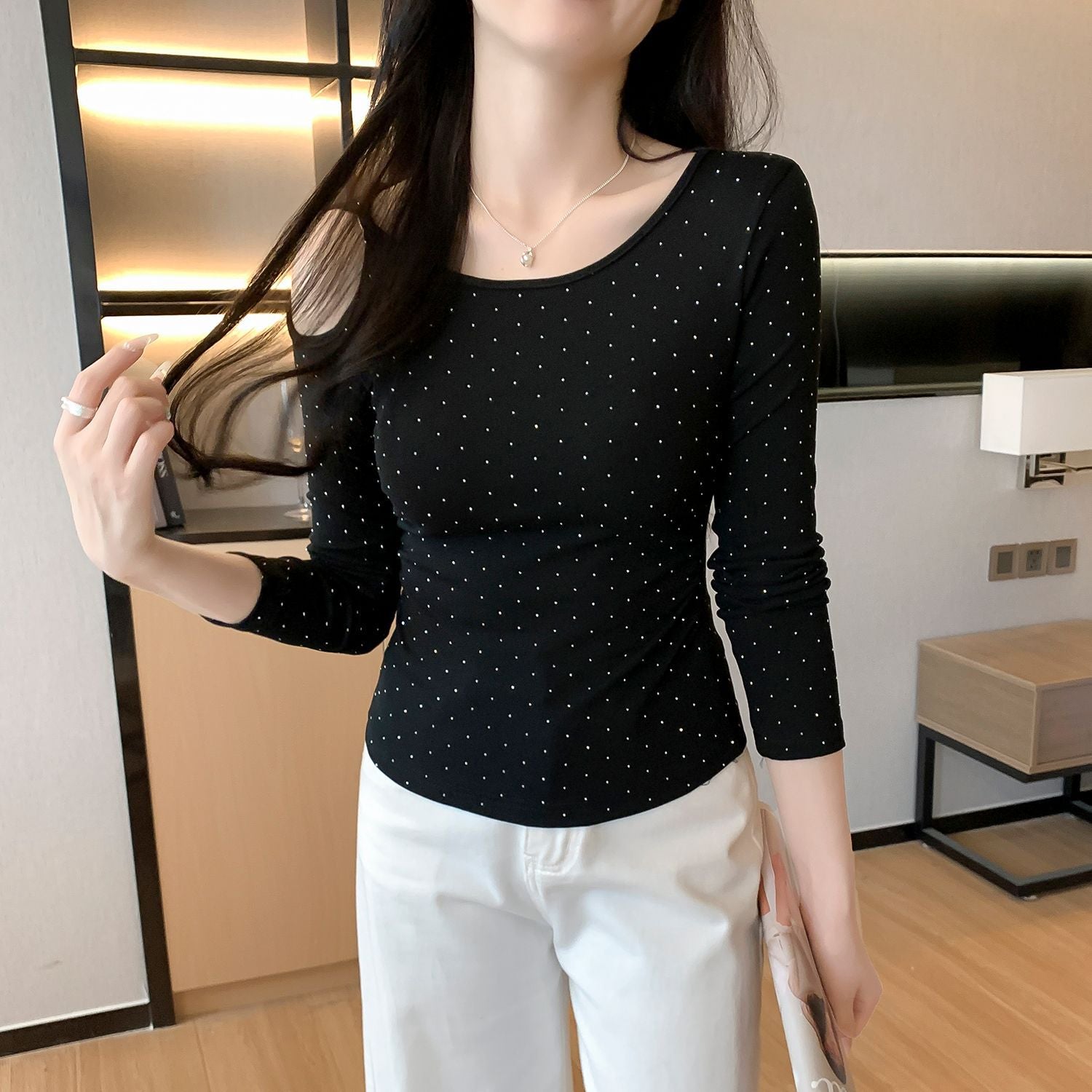 Rhinestone Shoulder-Baring Long Sleeve T-Shirt for Women, Fitted Slim Fit, Stylish Inner Layer Top